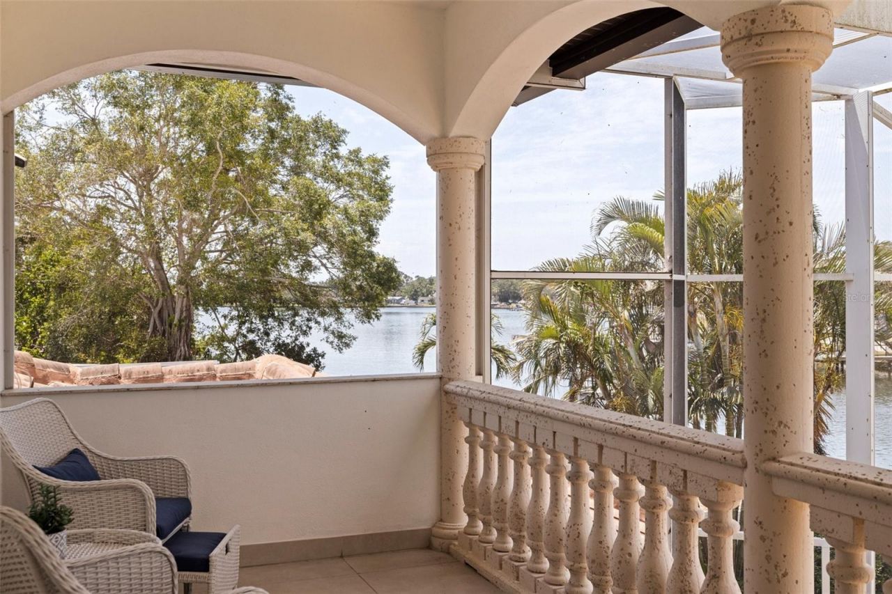3931 Pompano Drive Se, Saint Petersburg, FL 33705 Photo
