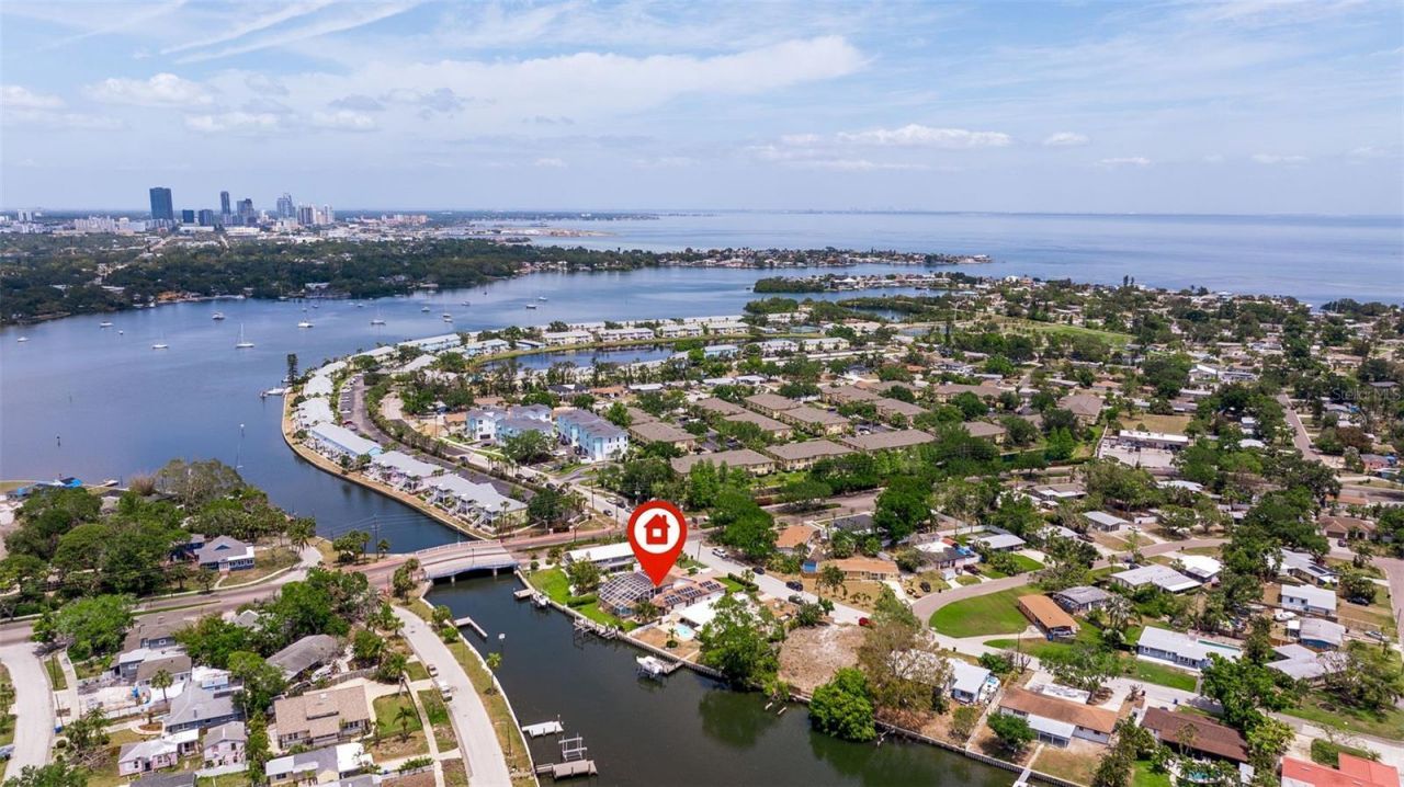 3931 Pompano Drive Se, Saint Petersburg, FL 33705 Photo