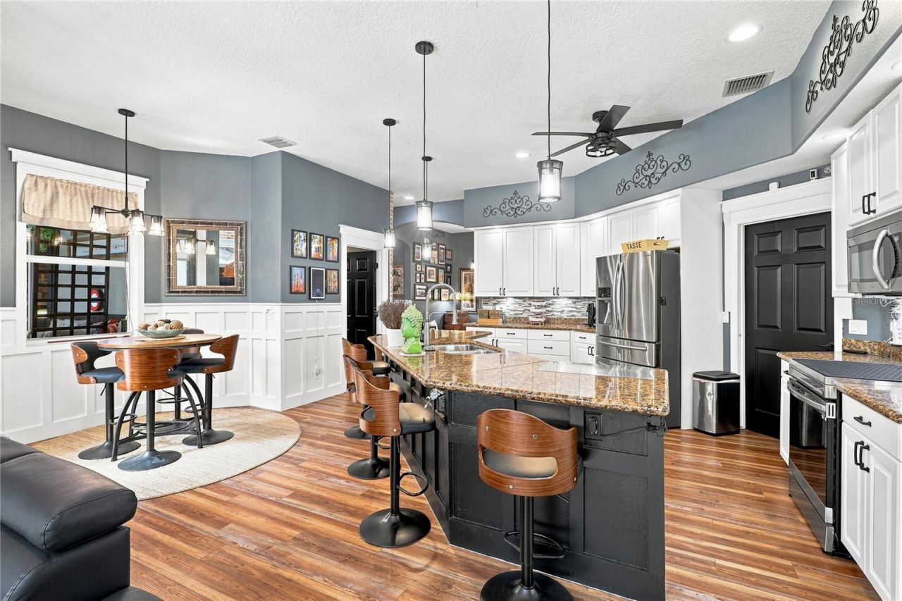 5301 Anthony Lane , Sarasota, FL 34233 Photo