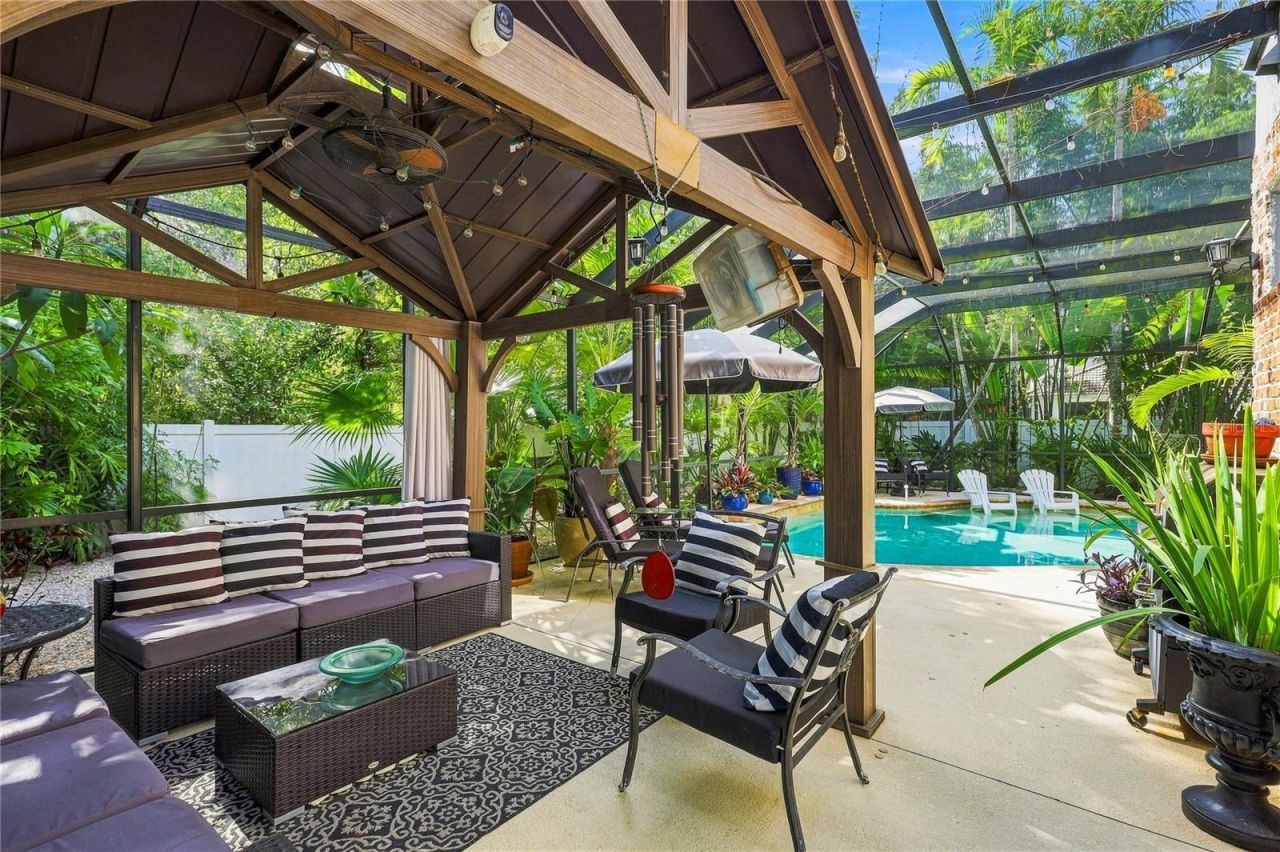 5301 Anthony Lane , Sarasota, FL 34233 Photo