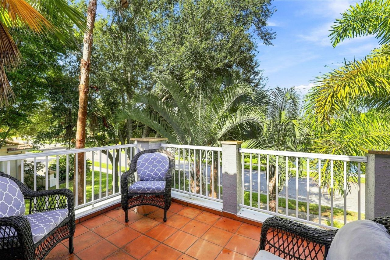 5301 Anthony Lane , Sarasota, FL 34233 Photo