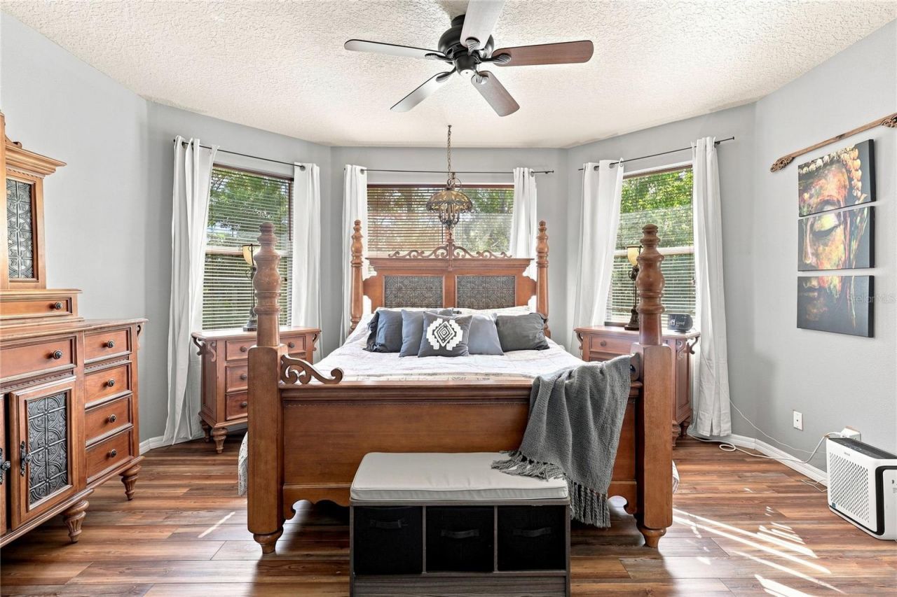 5301 Anthony Lane , Sarasota, FL 34233 Photo