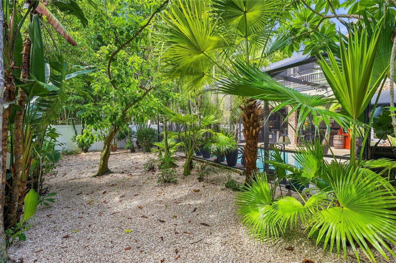 5301 Anthony Lane , Sarasota, FL 34233 Photo