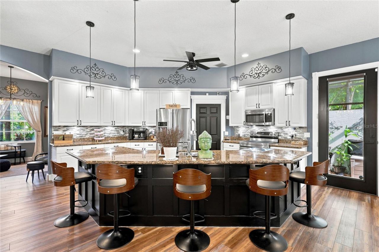 5301 Anthony Lane , Sarasota, FL 34233 Photo