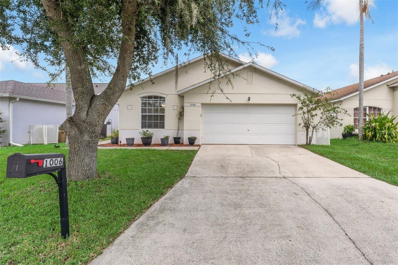 1006 Clear Creek Circle, Clermont, FL 34714 Main Photo