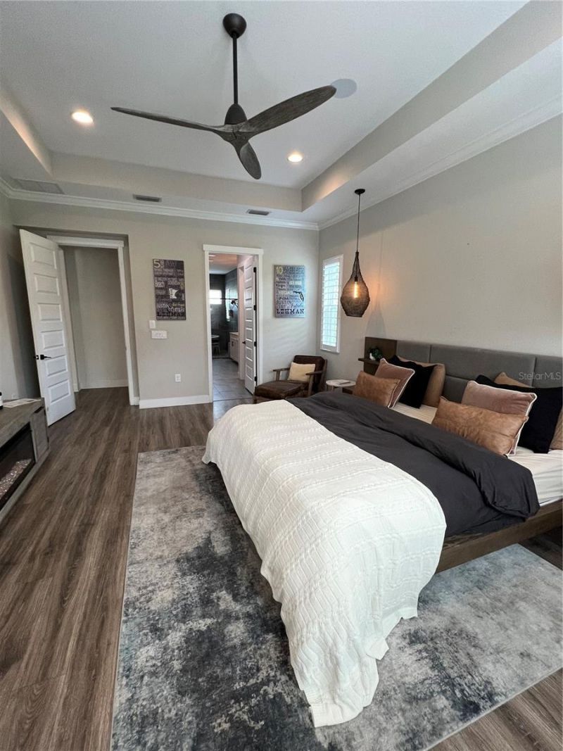 6233 Rivo Lakes Boulevard, Sarasota, FL 34241 Photo