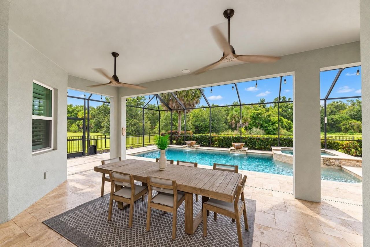6233 Rivo Lakes Boulevard, Sarasota, FL 34241 Photo