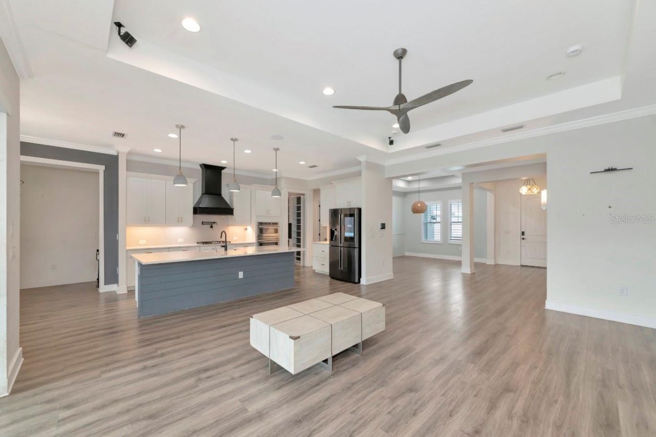 6233 Rivo Lakes Boulevard, Sarasota, FL 34241 Photo