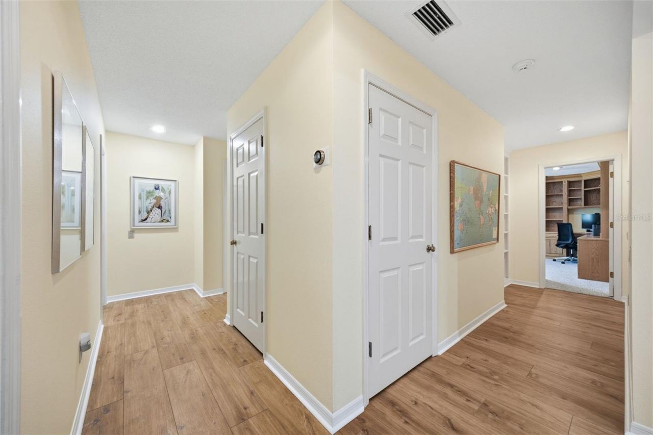 12383 Windtree Boulevard, Seminole, FL 33772 Photo