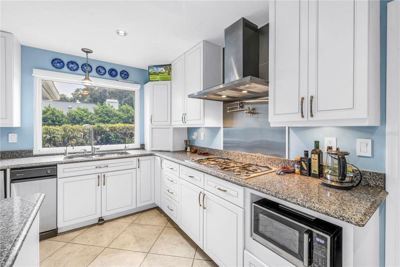 12383 Windtree Boulevard, Seminole, FL 33772 Photo