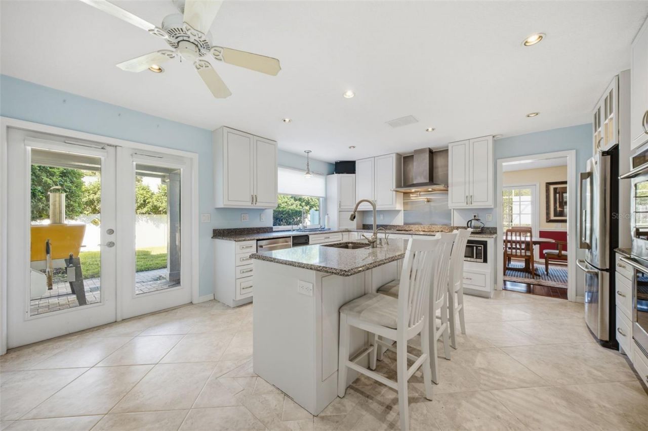 12383 Windtree Boulevard, Seminole, FL 33772 Photo