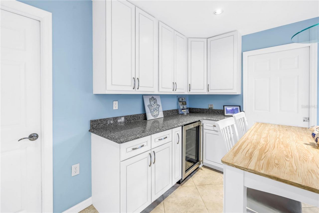 12383 Windtree Boulevard, Seminole, FL 33772 Photo