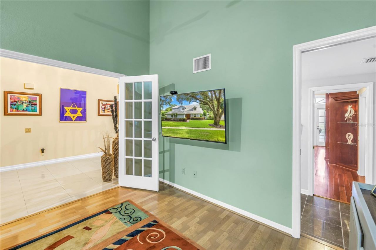 12383 Windtree Boulevard, Seminole, FL 33772 Photo
