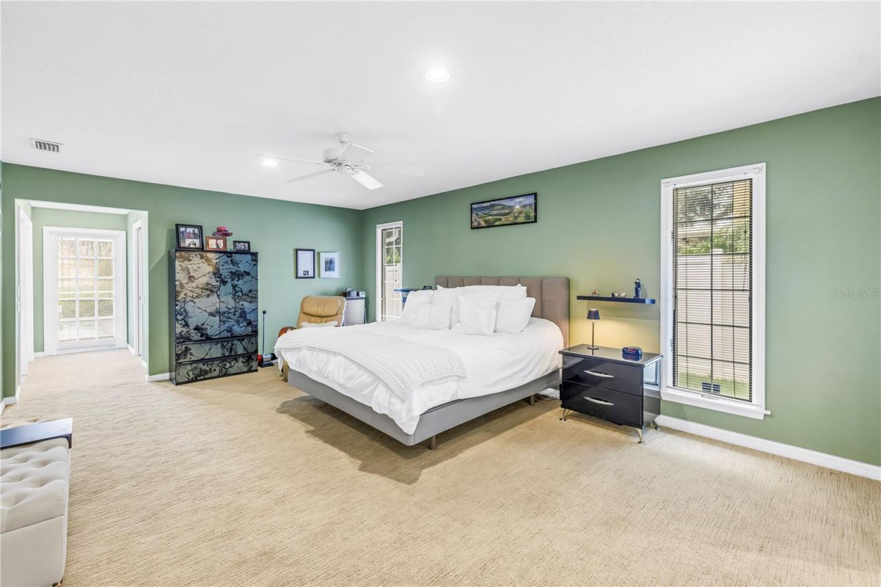 12383 Windtree Boulevard, Seminole, FL 33772 Photo