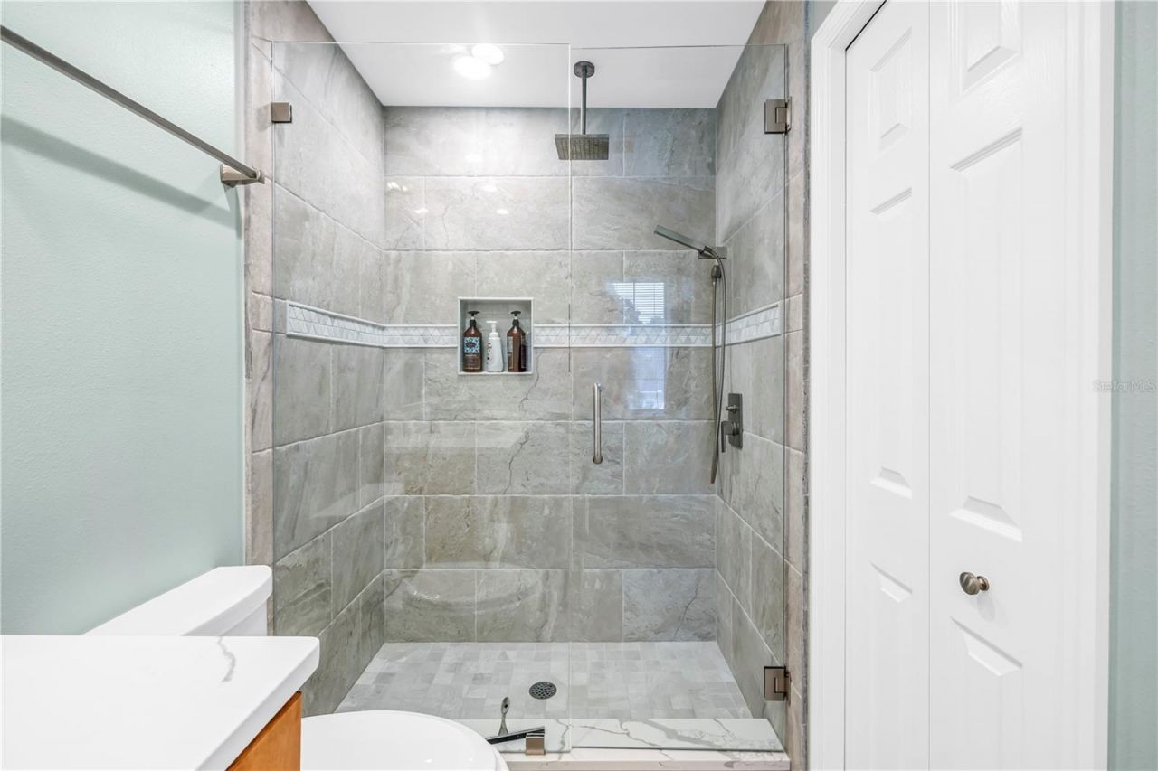 12383 Windtree Boulevard, Seminole, FL 33772 Photo