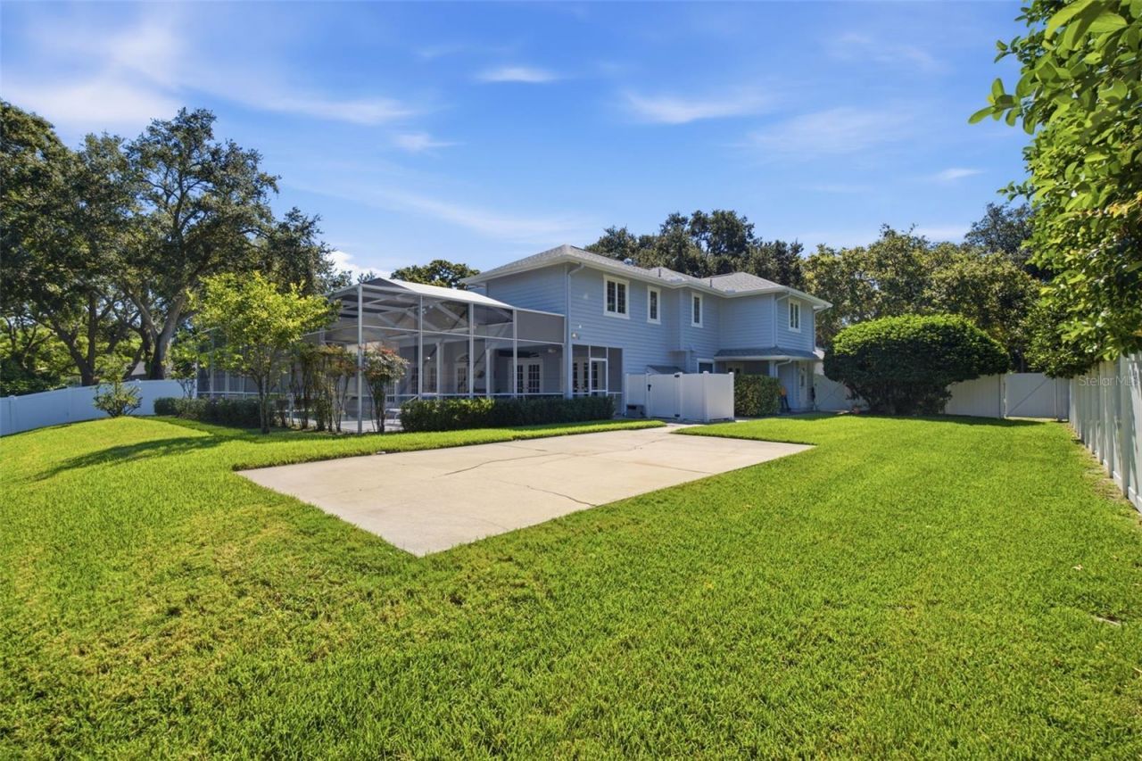 12383 Windtree Boulevard, Seminole, FL 33772 Photo