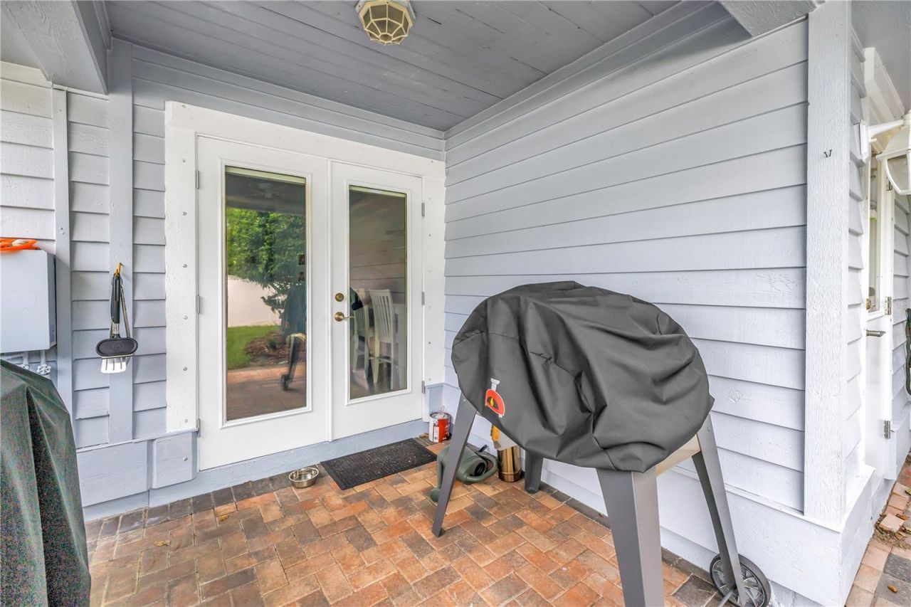 12383 Windtree Boulevard, Seminole, FL 33772 Photo