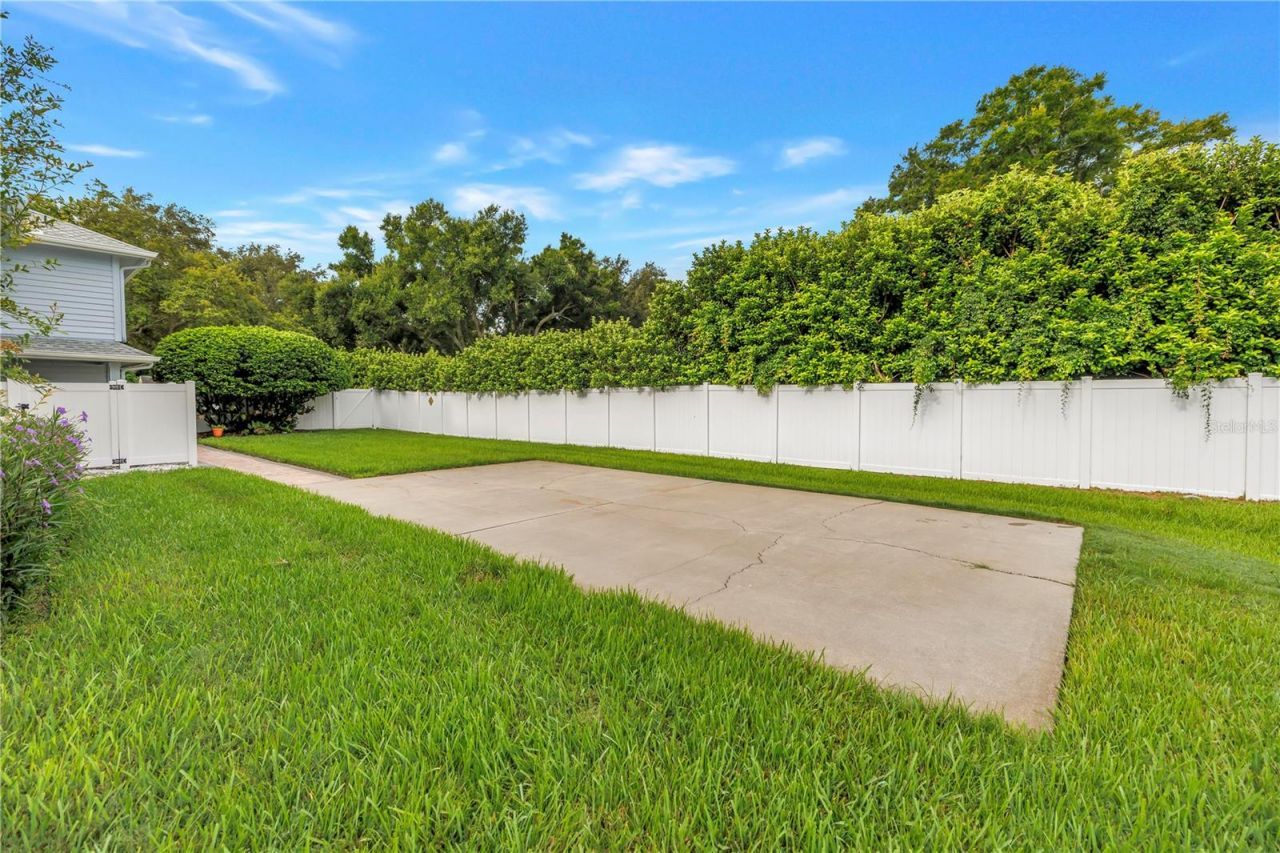 12383 Windtree Boulevard, Seminole, FL 33772 Photo