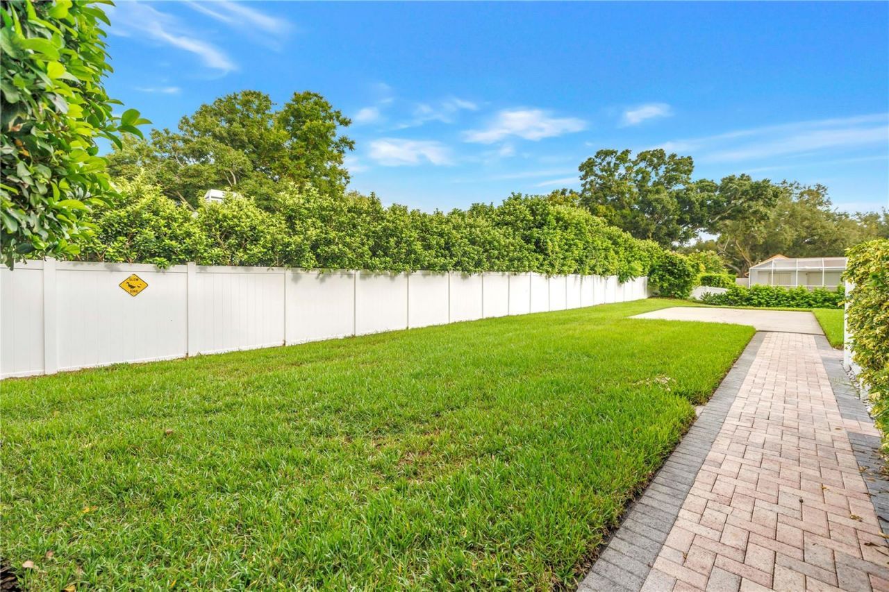 12383 Windtree Boulevard, Seminole, FL 33772 Photo