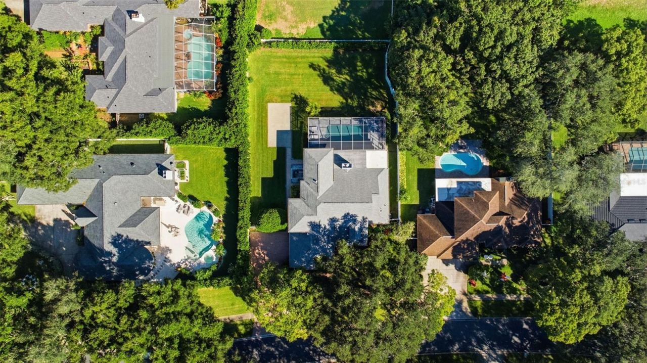 12383 Windtree Boulevard, Seminole, FL 33772 Photo