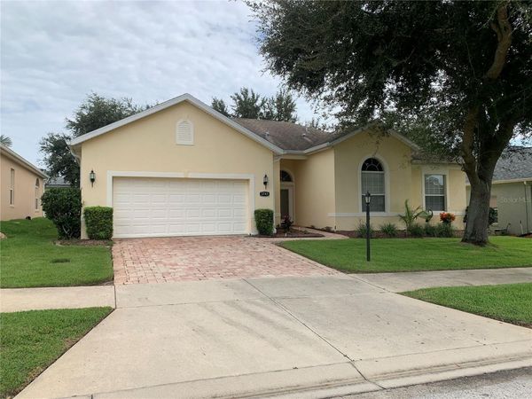 3741 WOODLEAF COURT , LEESBURG, FL 34748