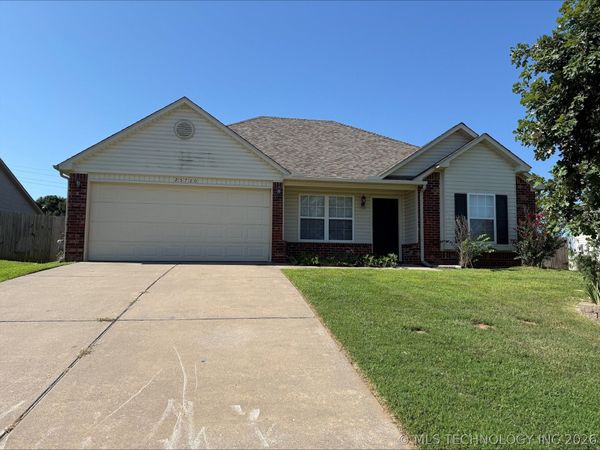 25720 E 90th Place S, Broken Arrow, OK 74014