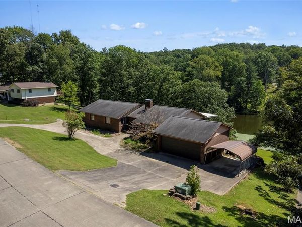 2764 Tanglewood Drive , Cape Girardeau, MO 63701