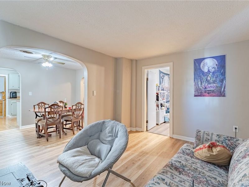 2409 Montclair Avenue, Cleveland, OH 44109 Photo 19