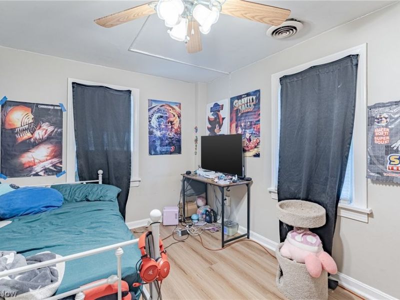 2409 Montclair Avenue, Cleveland, OH 44109 Photo 22