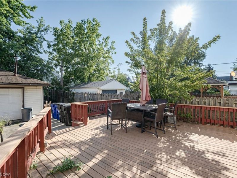 2409 Montclair Avenue, Cleveland, OH 44109 Photo 25