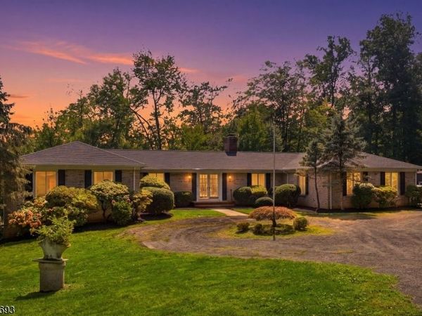 3 Post House Rd, Harding, NJ 07960