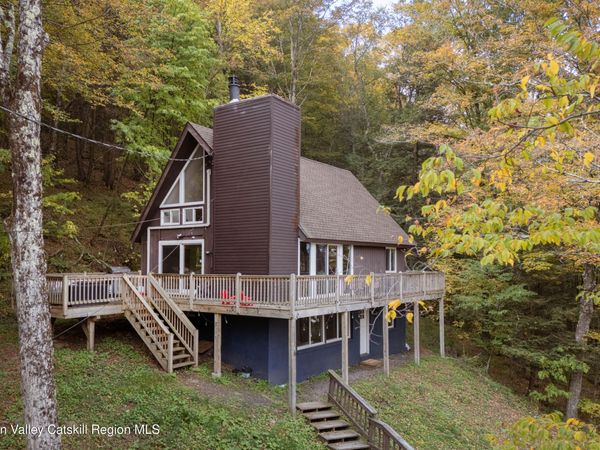 6 Clearview Road, Hunter, NY 12442