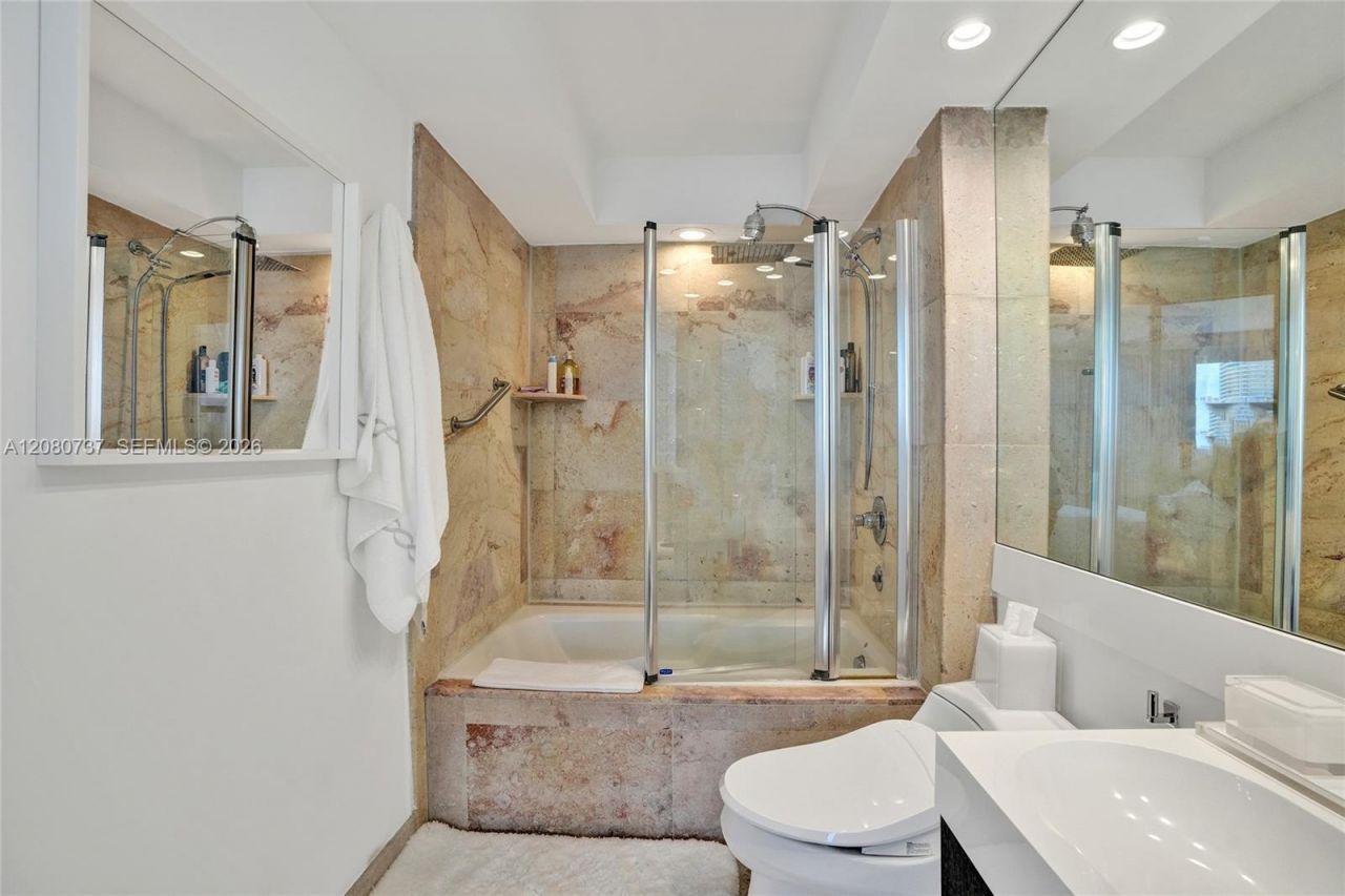 90 Alton Rd , Unit 1411, Miami Beach, FL 33139 Photo