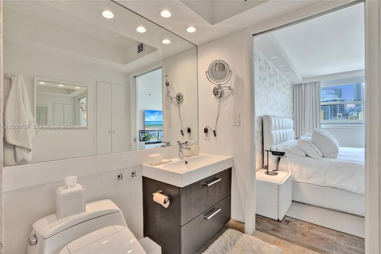90 Alton Rd , Unit 1411, Miami Beach, FL 33139 Photo