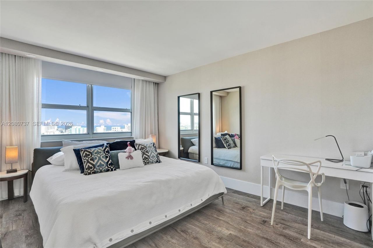 90 Alton Rd , Unit 1411, Miami Beach, FL 33139 Photo