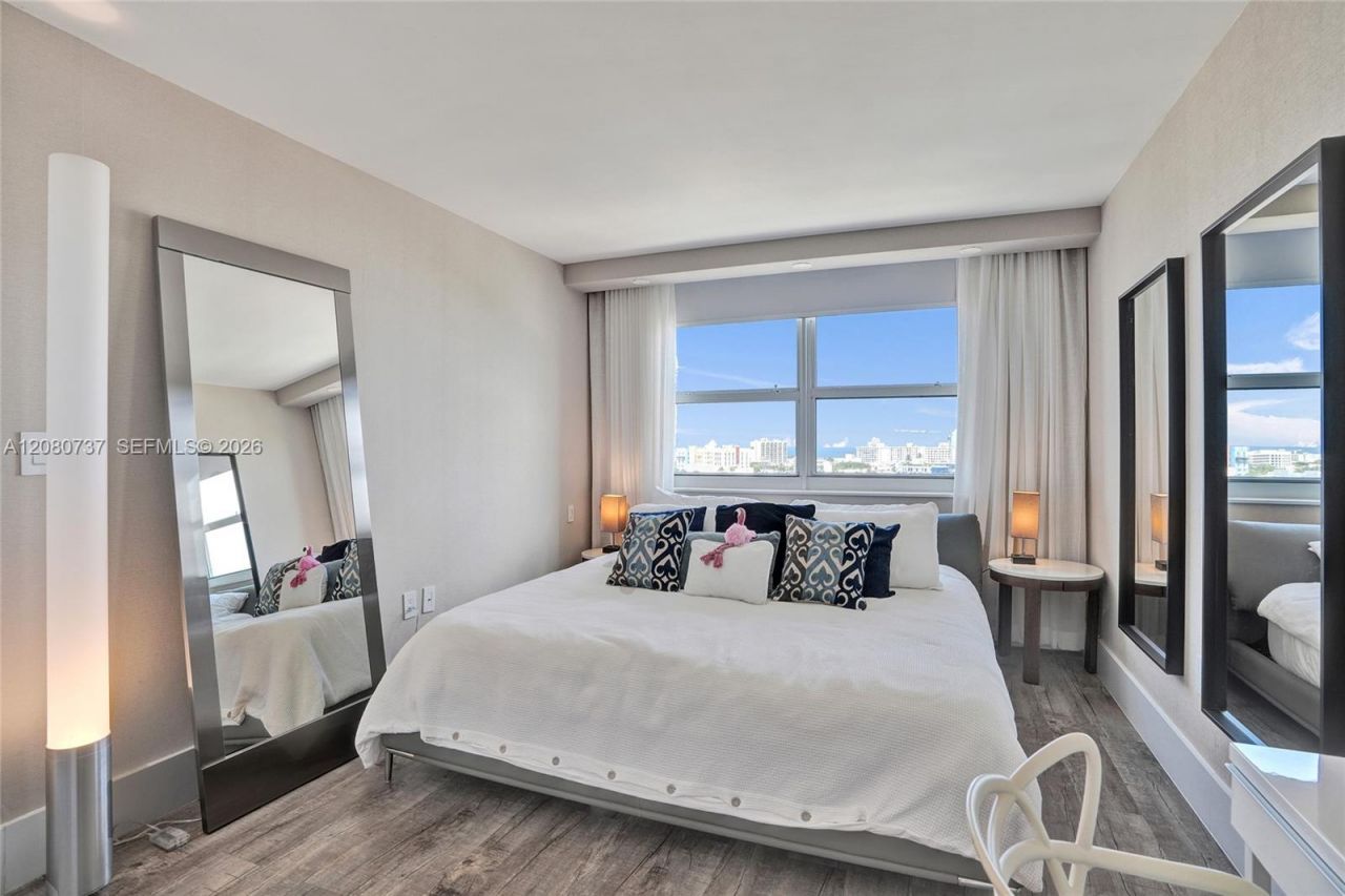 90 Alton Rd , Unit 1411, Miami Beach, FL 33139 Photo