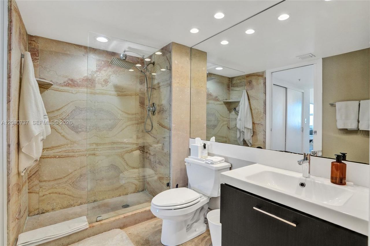 90 Alton Rd , Unit 1411, Miami Beach, FL 33139 Photo