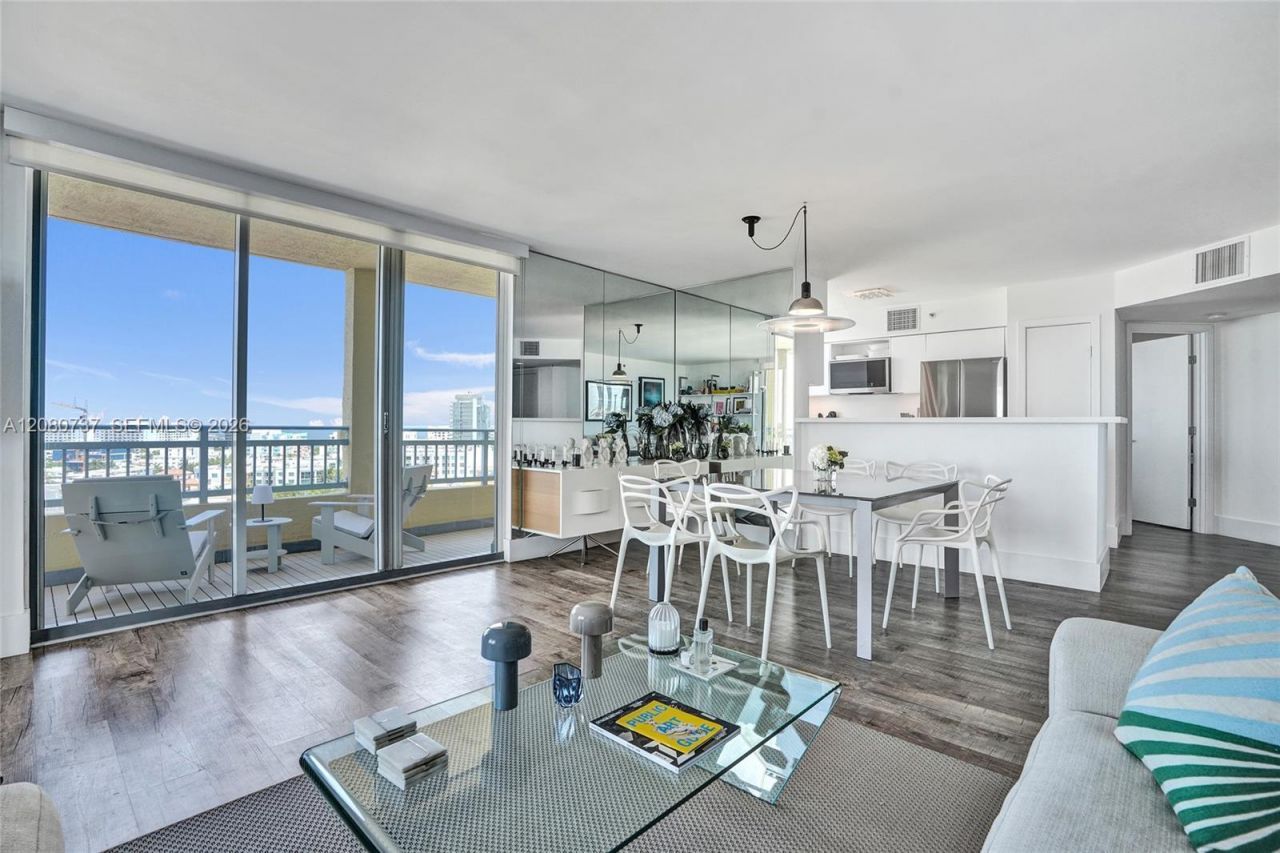 90 Alton Rd , Unit 1411, Miami Beach, FL 33139 Photo