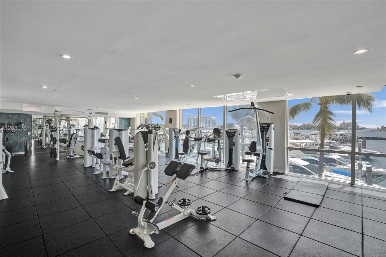 90 Alton Rd , Unit 1411, Miami Beach, FL 33139 Photo