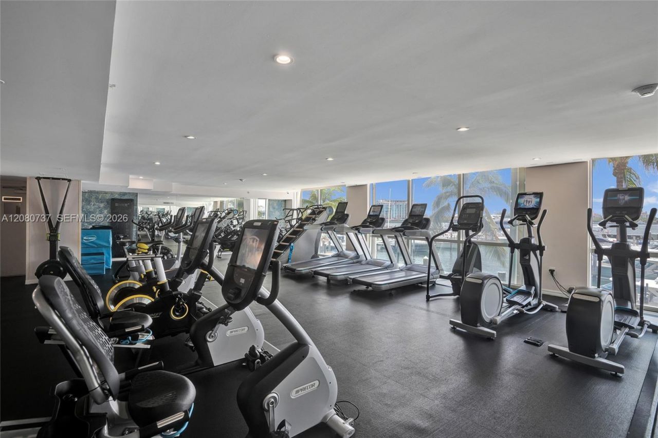 90 Alton Rd , Unit 1411, Miami Beach, FL 33139 Photo