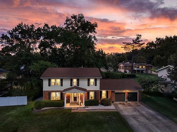 432 Glan Tai Drive, Manchester, MO 63011
