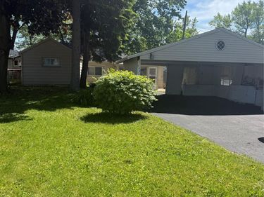 933 Myrtle Avenue , Waterford Township, Mi 48328