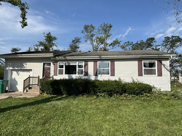 6110 Johnson Street , Merrillville, IN 46410
