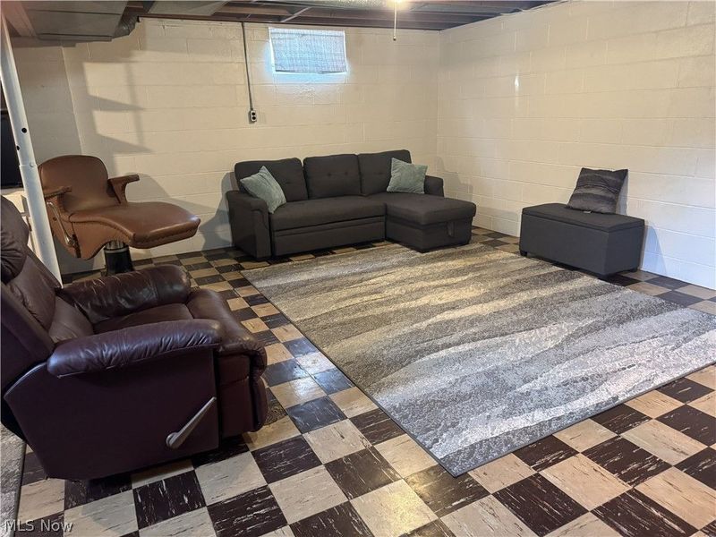 223 E Cassell Avenue, Barberton, OH 44203 Photo 35