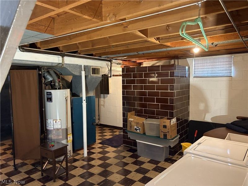 223 E Cassell Avenue, Barberton, OH 44203 Photo 36