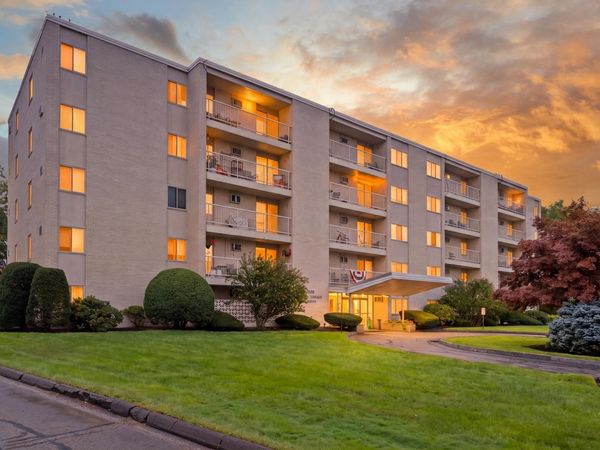 200 Park Terrace Drive, Unit 255, Stoneham, MA 02180