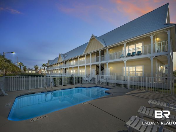 1485 W Lagoon Ave, Unit 204, Gulf Shores, AL 36542