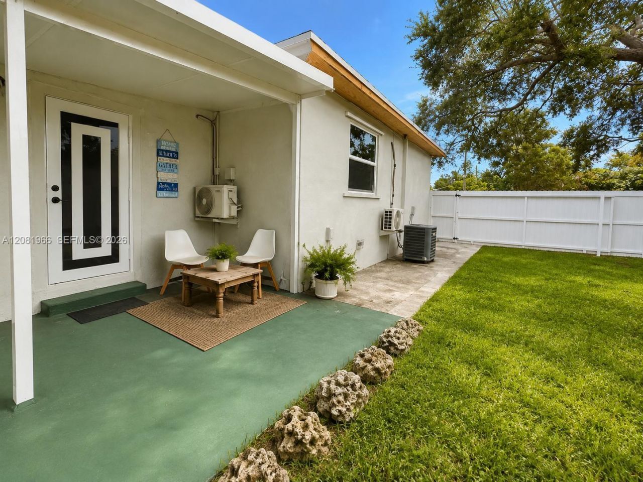 204 SW 7th Ave, Hallandale Beach, FL 33009 Photo