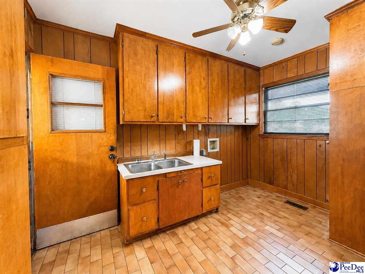 700 E Roosevelt St Photo 28