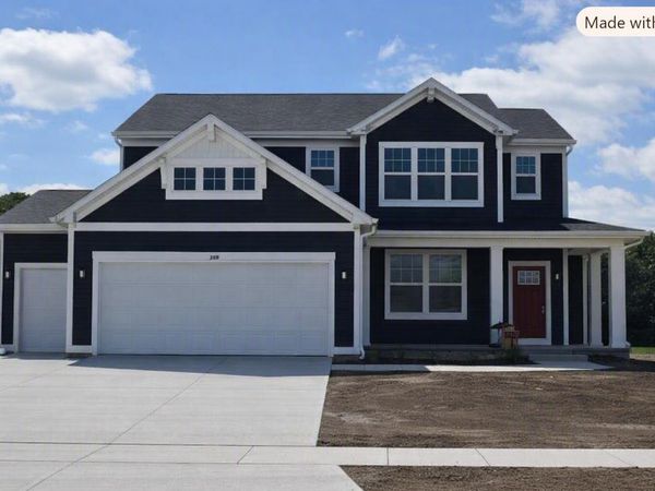4830 Beesing Circle SE, Unit 18, Caledonia, MI 49316